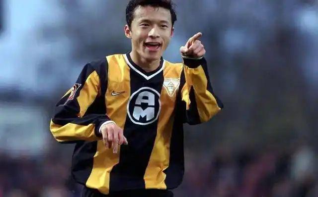 谢晖直言中, 球员