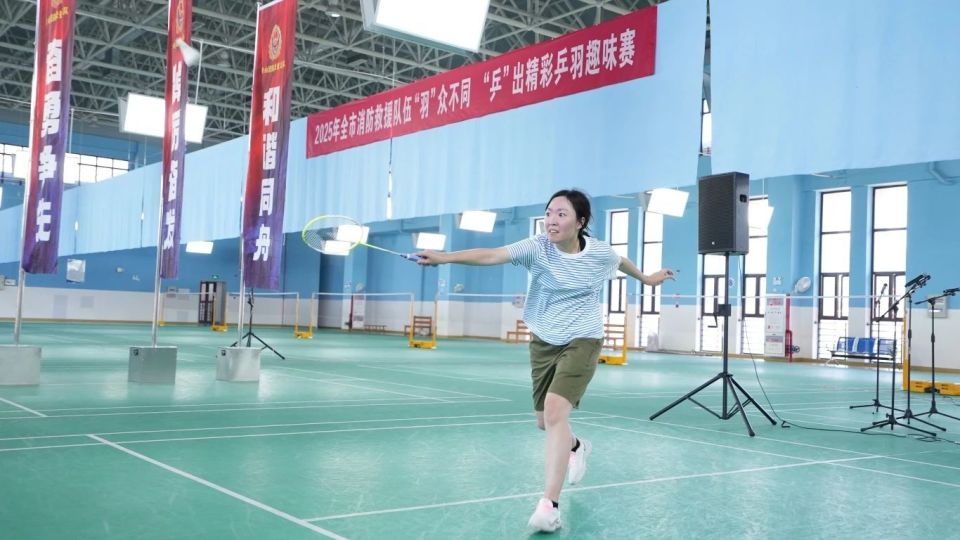 人颁发奖状, bt