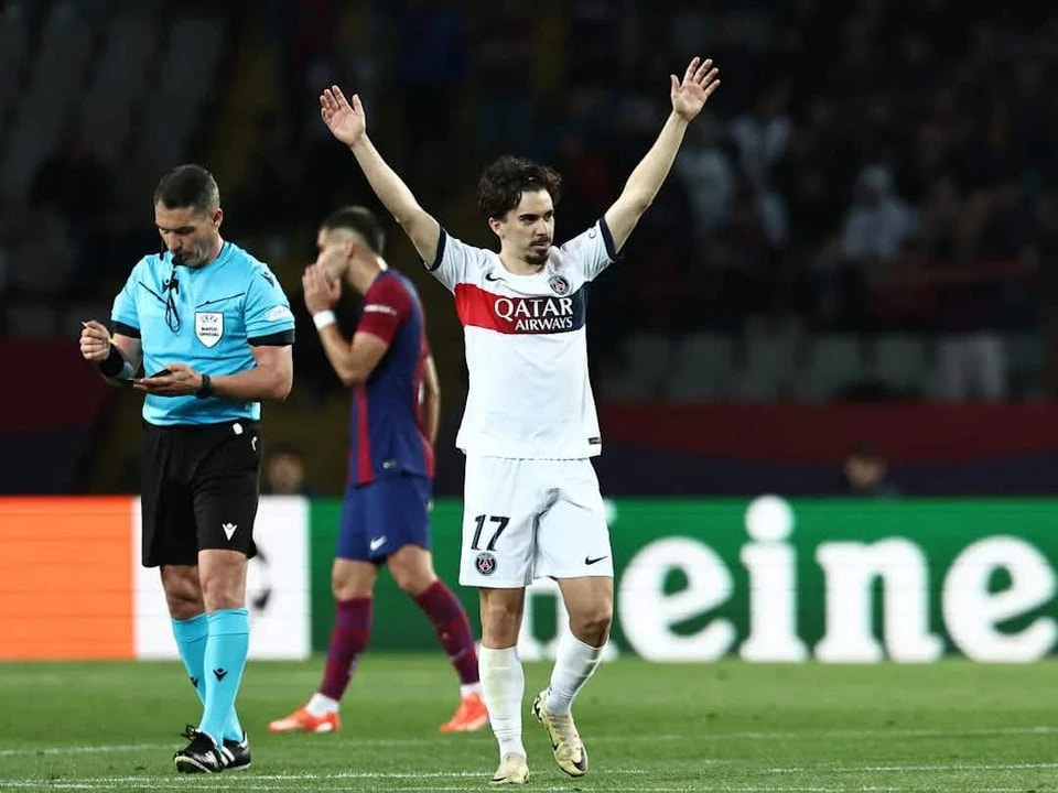 匹克体育场, 军与欧冠卫