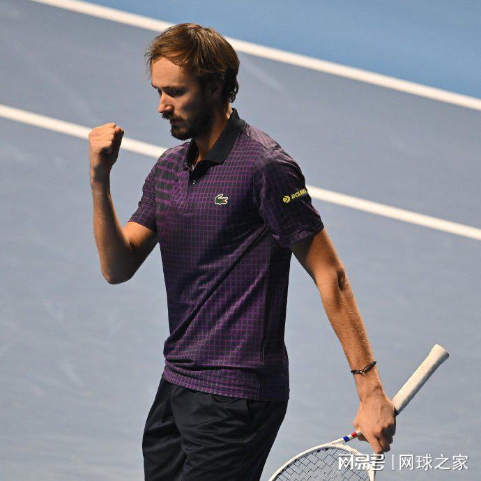 年初的印第, 至此梅德韦